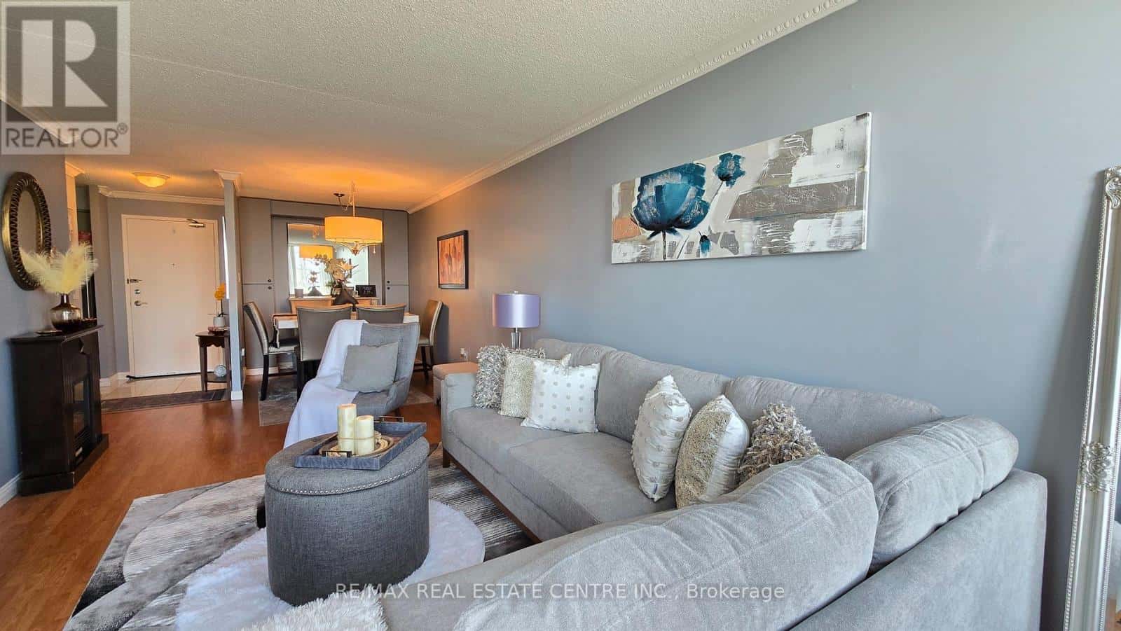 609 - 1540 PICKERING PARKWAY — Pickering (Town Centre), Ontario - Photo 4 of 40