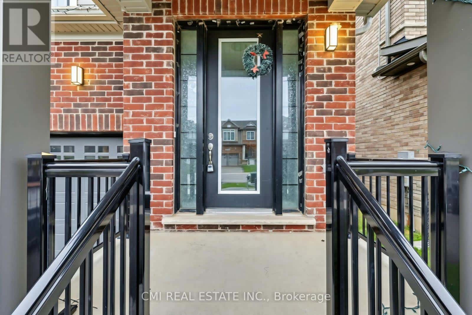 9 PRINCE PHILIP BOULEVARD — North Dumfries, Ontario - Photo 5 of 48