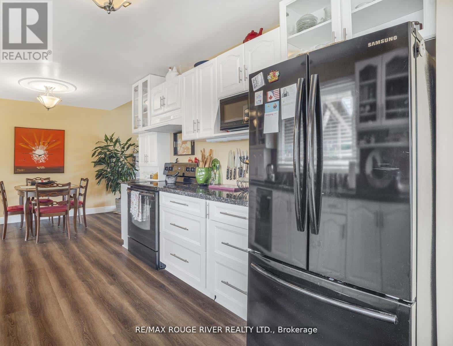 5210 TIMOTHY CRESCENT — Niagara Falls (Morrison), Ontario - Photo 4 of 19