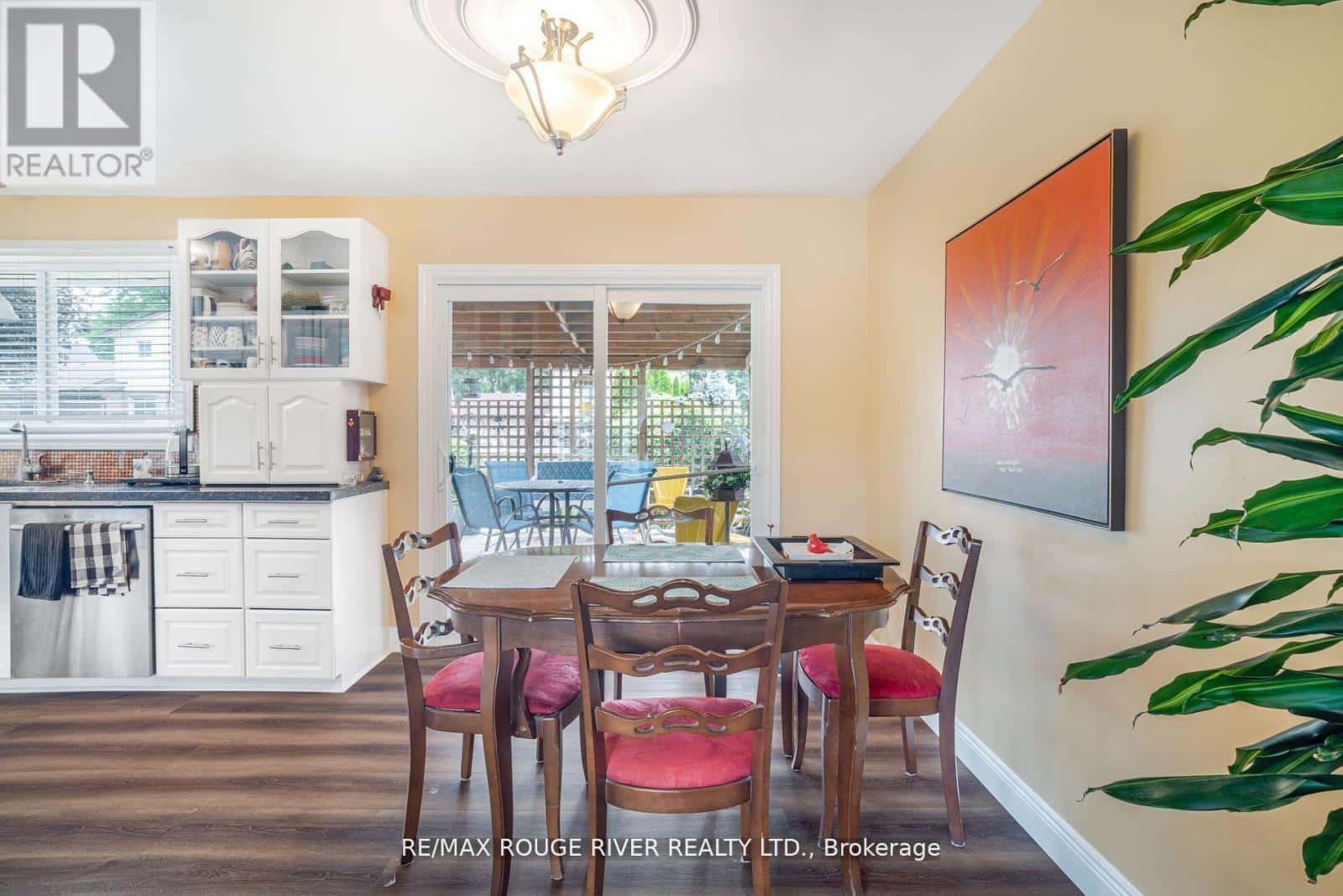 5210 TIMOTHY CRESCENT — Niagara Falls (Morrison), Ontario - Photo 5 of 19