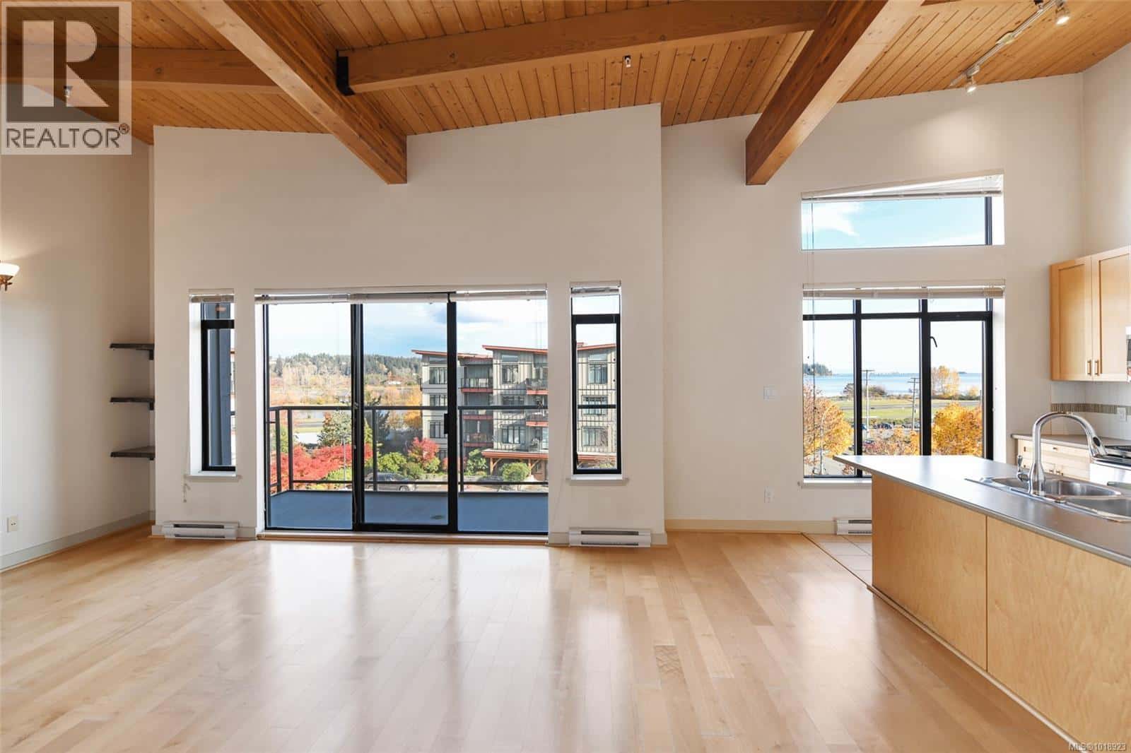 146 2300 Mansfield Dr — Courtenay, British Columbia - Photo 4 of 46