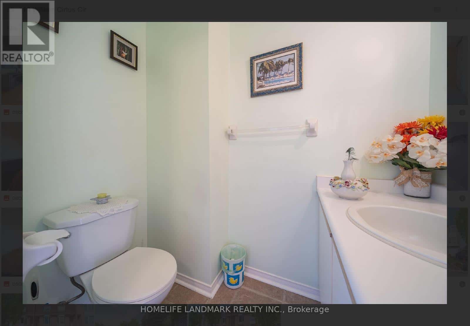 57 - 119 WILLIAM CURTIS CIRCLE — Newmarket (Gorham-College Manor), Ontario - Photo 3 of 13