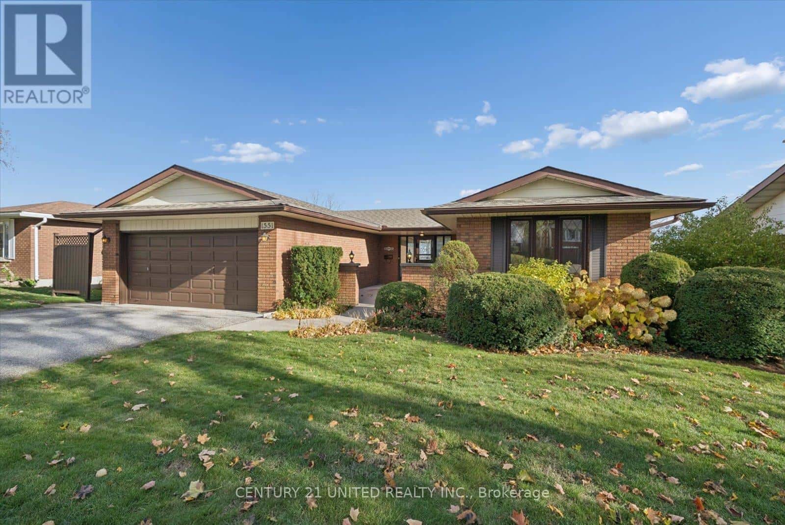 1551 CHERRYHILL ROAD — Peterborough (Monaghan Ward 2), Ontario - Photo 3 of 43