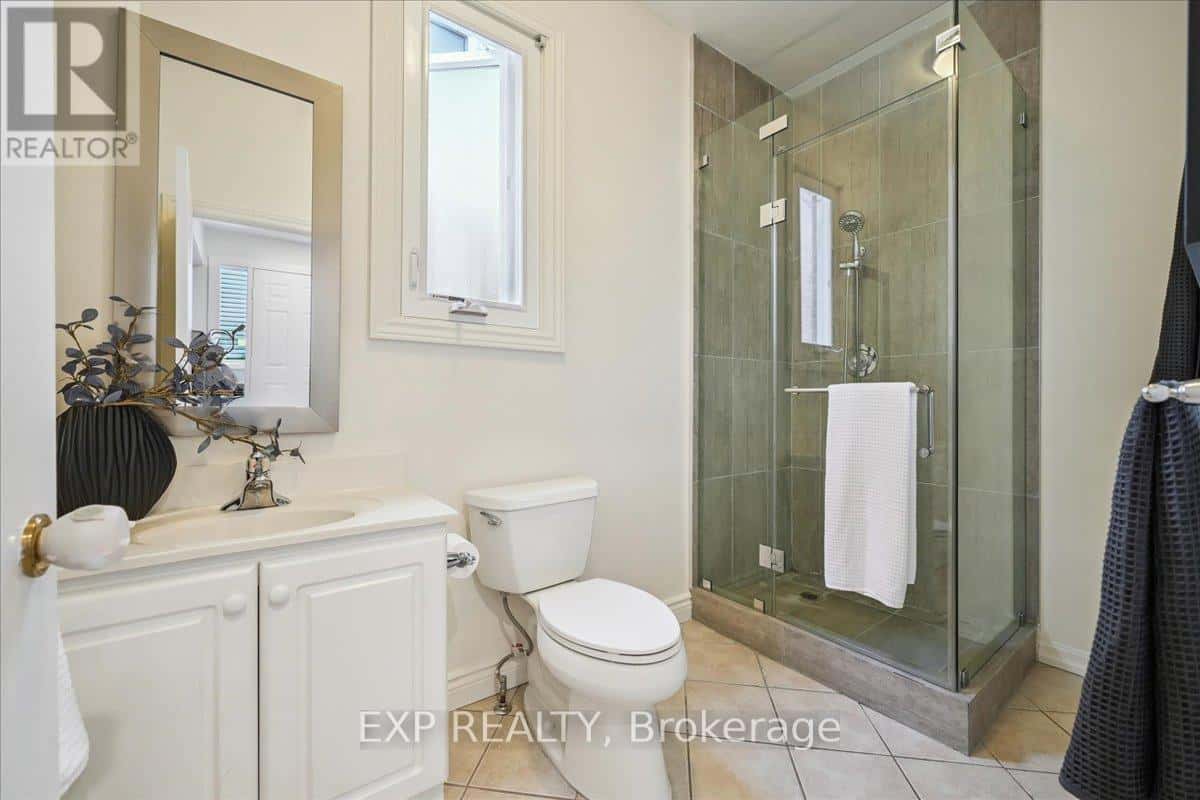 1173 BRIDLEWOOD TRAIL — Oakville (GA Glen Abbey), Ontario - Photo 5 of 41