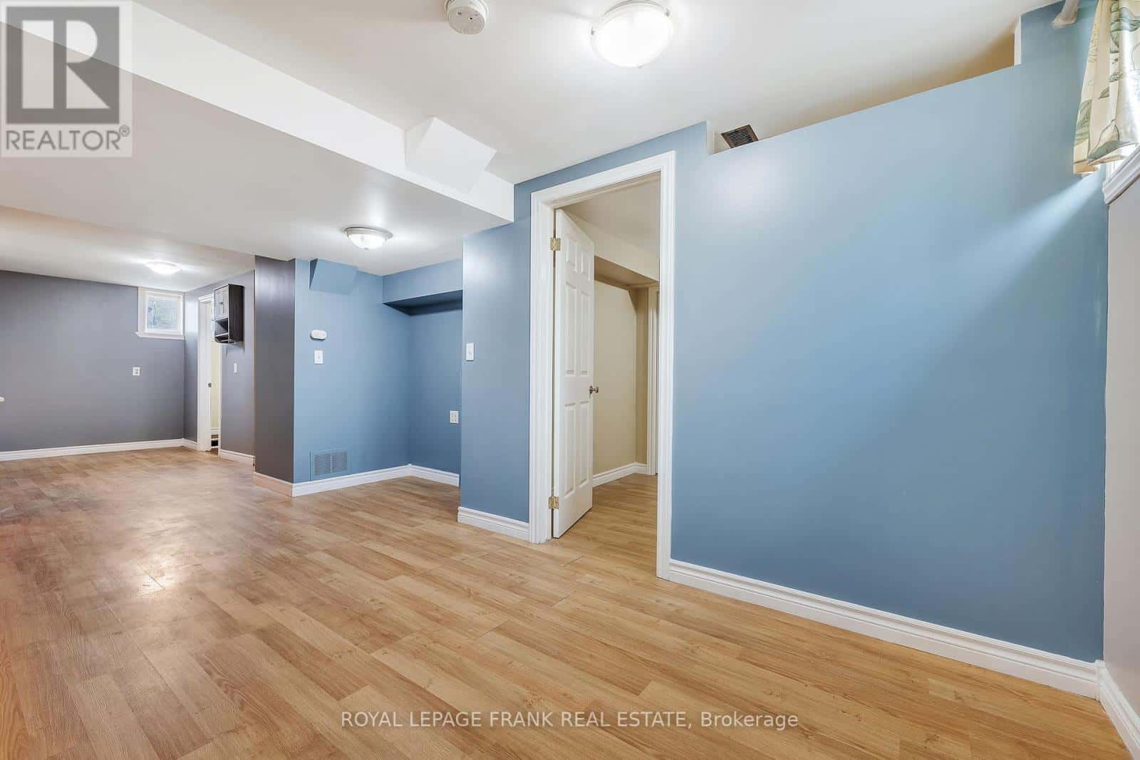 11 MARY STREET E — Kawartha Lakes (Omemee), Ontario - Photo 5 of 50