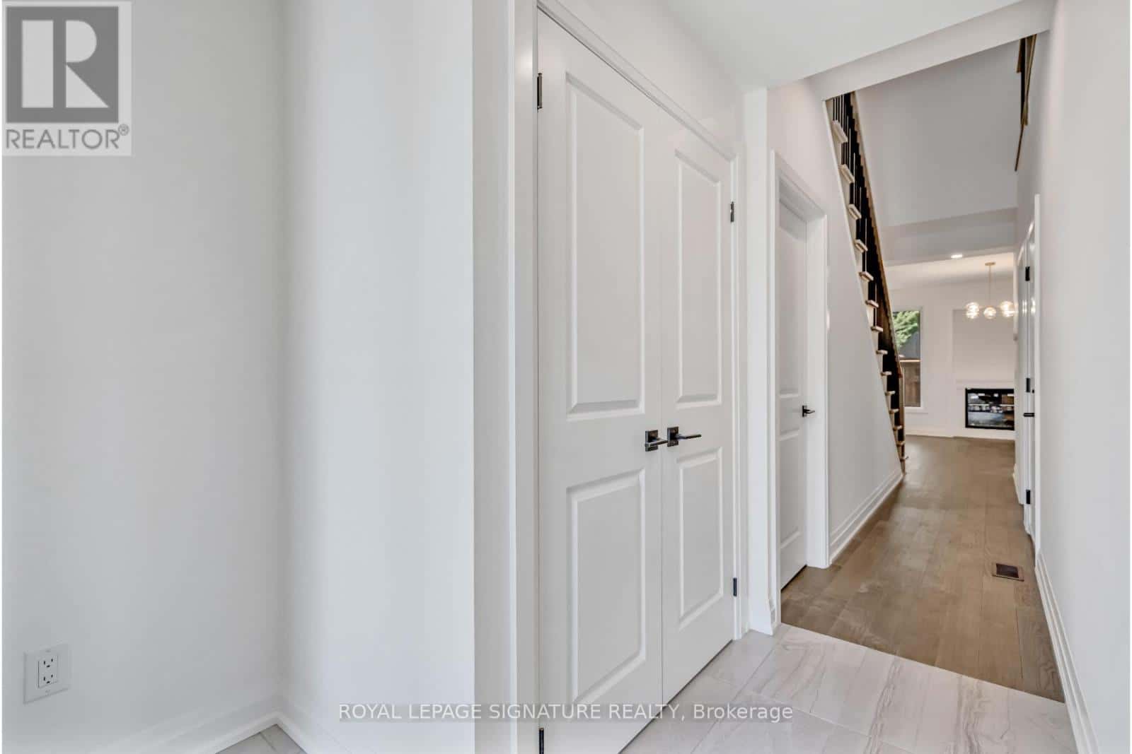 5 - 3392 CARTER COMMON — Burlington (Headon), Ontario - Photo 4 of 40