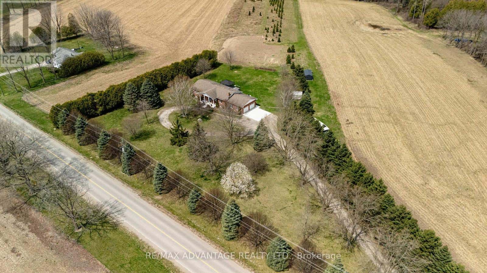 403353 ROBINSON ROAD — South-West Oxford, Ontario - Photo 2 of 47