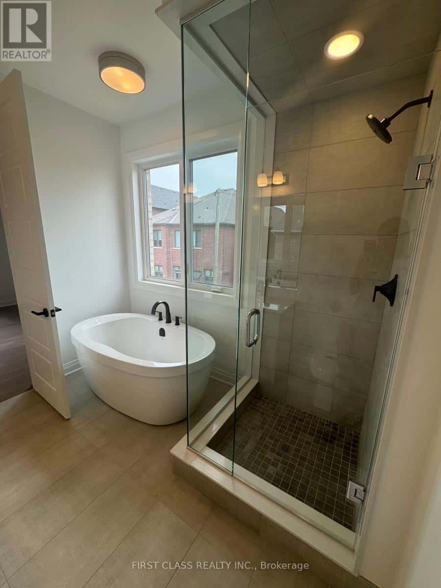 12 SWEET PEAR STREET — Markham, Ontario - Photo 3 of 14