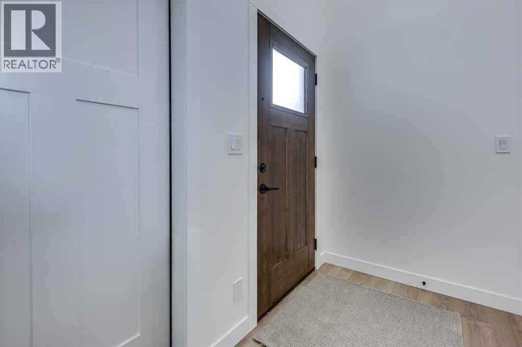 13 Aztec Street — Blackfalds, Alberta - Photo 3 of 47