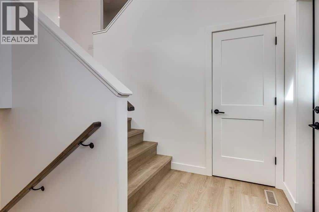 13 Aztec Street — Blackfalds, Alberta - Photo 4 of 47