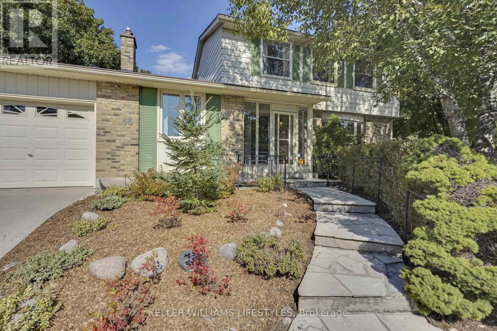 66 LLOYD MANOR CRESCENT — London North (North M), Ontario - Main photo