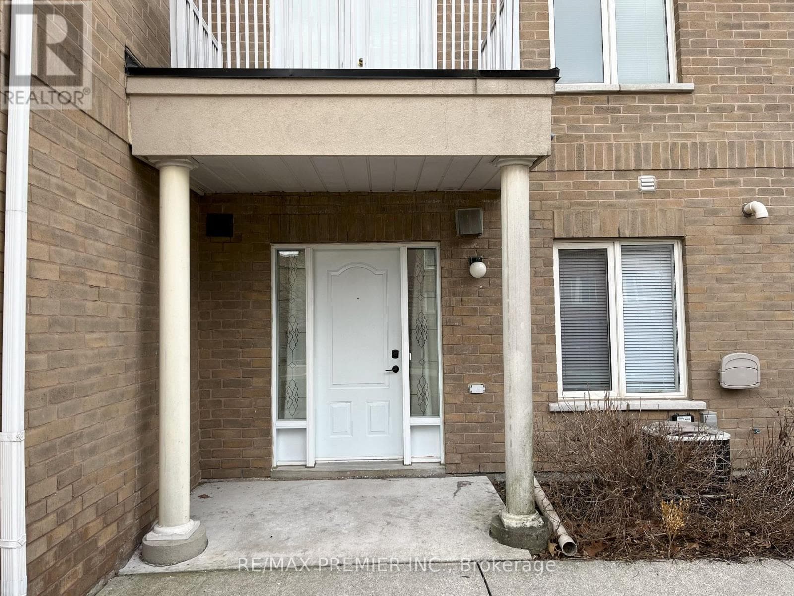 19 - 3055 FINCH AVENUE W — Toronto (Humbermede), Ontario - Main photo