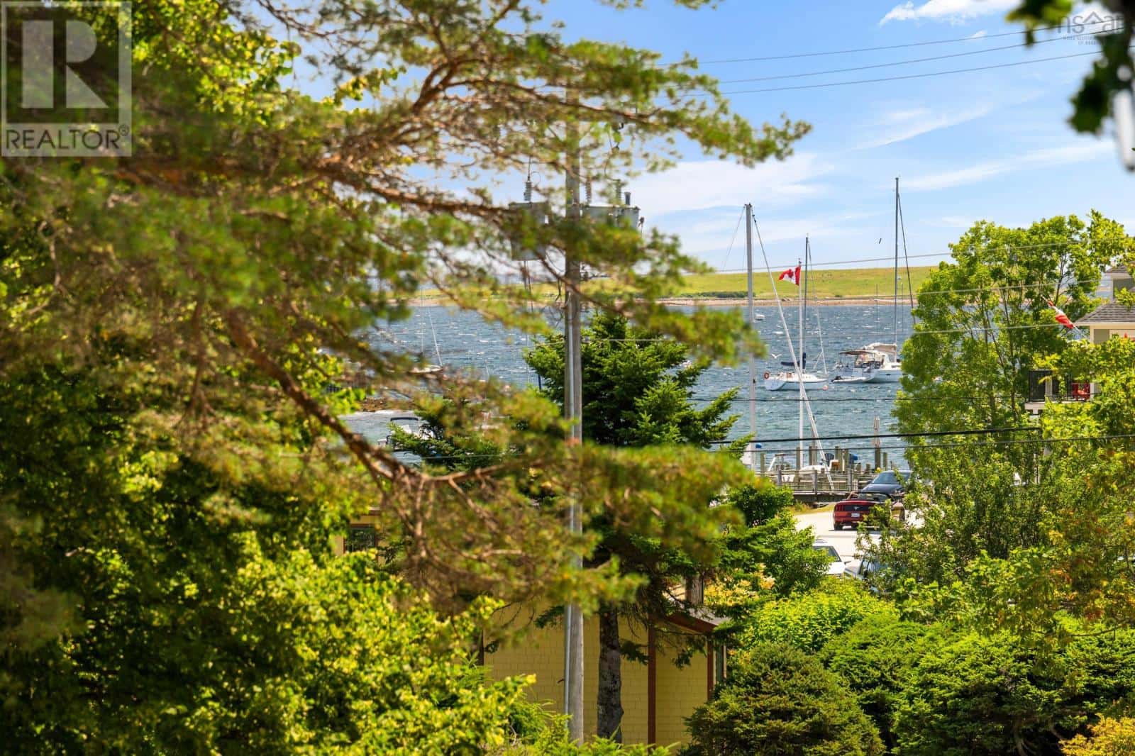 149 Duke Street — Chester, Nova Scotia - Photo 2 of 37