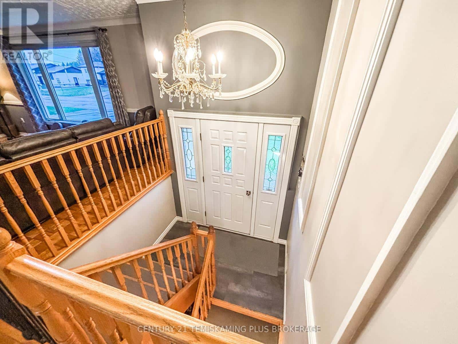 278 LAURETTE STREET — Temiskaming Shores (New Liskeard), Ontario - Photo 5 of 33