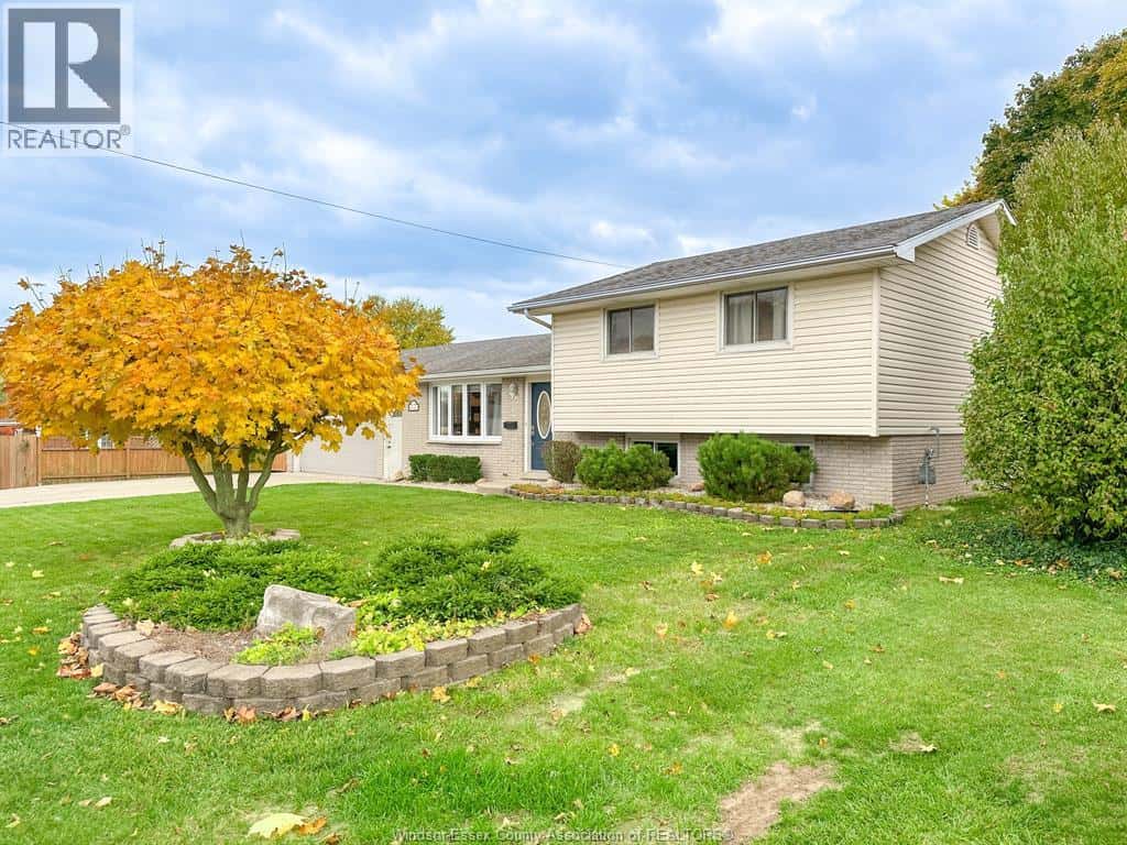 1899 QUEEN BLVD — Ruthven, Ontario - Photo 2 of 32