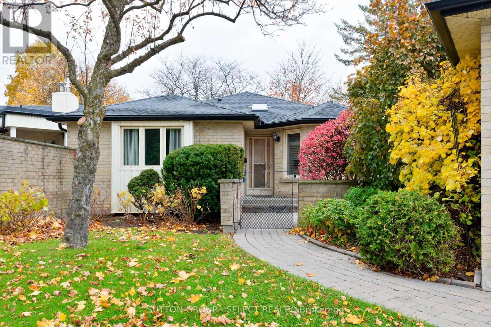 28 - 163 PINE VALLEY DRIVE — London South (South N), Ontario - Photo 3 of 49