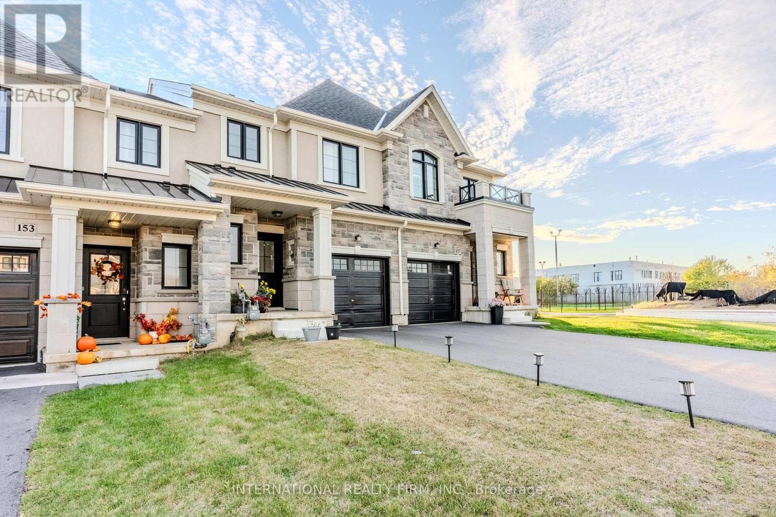 155 AQUASANTA CRESCENT — Hamilton (Ryckmans), Ontario - Main photo