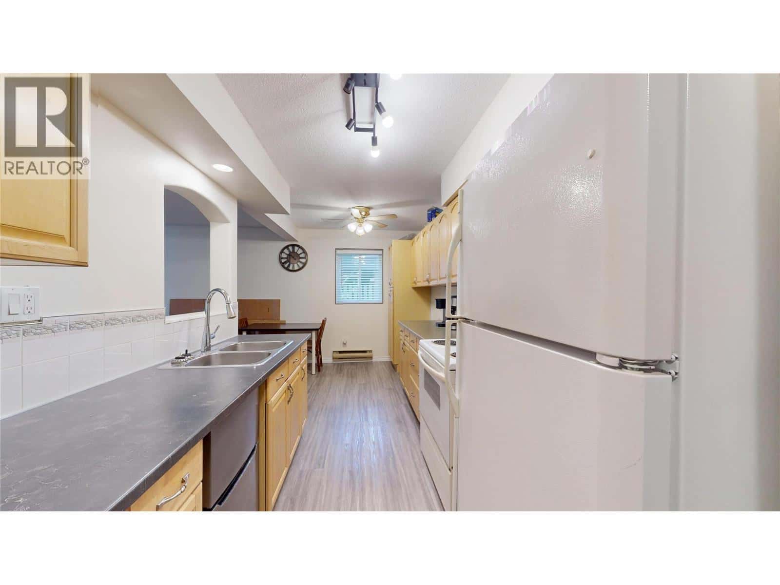 101A 1335 Alpine Drive — Elkford, British Columbia - Photo 3 of 22