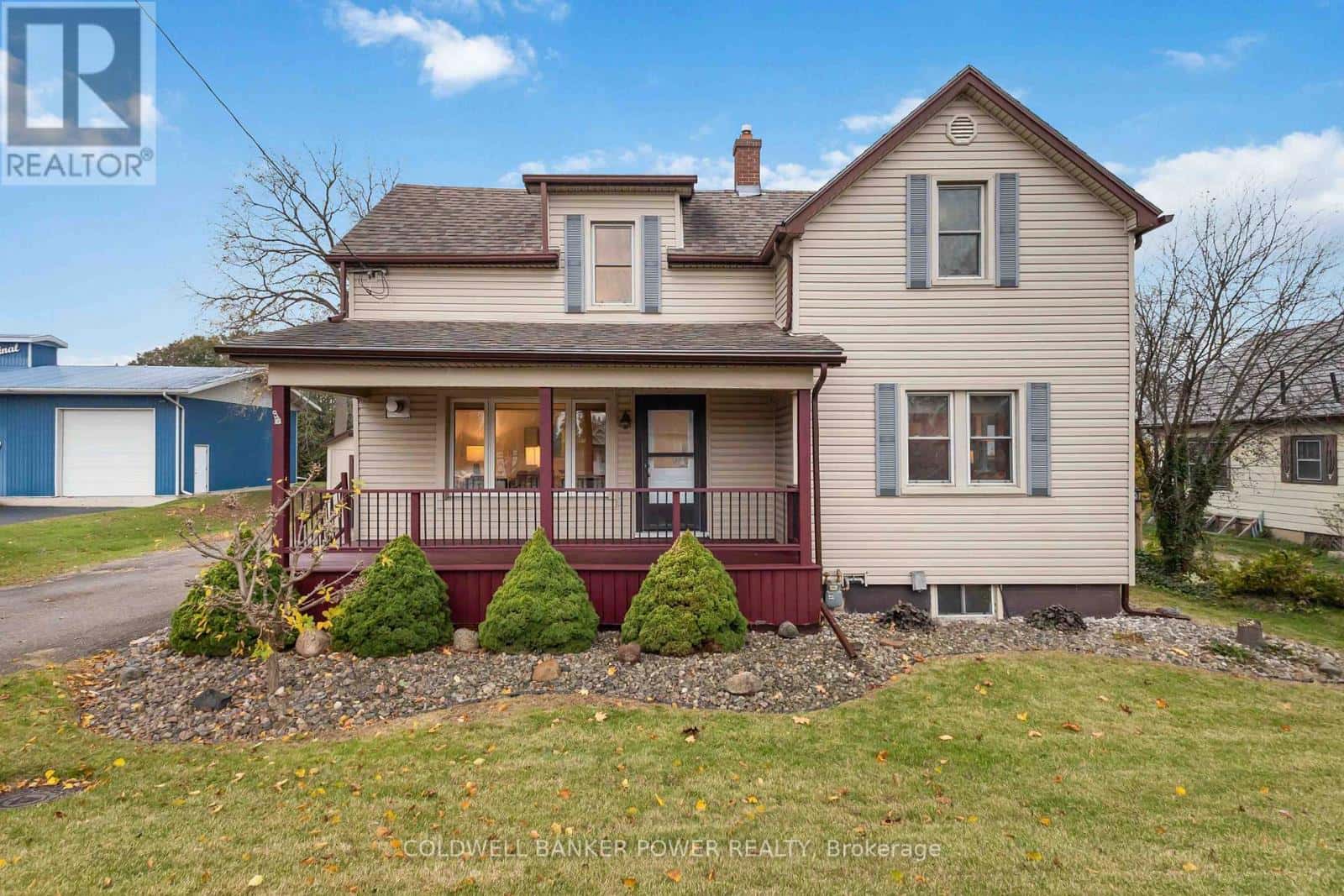 10701 SUNSET DRIVE — Southwold (Talbotville), Ontario - Photo 2 of 48