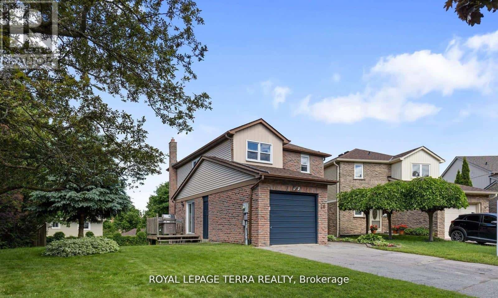 26 VANESSA PLACE — Whitby (Blue Grass Meadows), Ontario - Photo 2 of 26