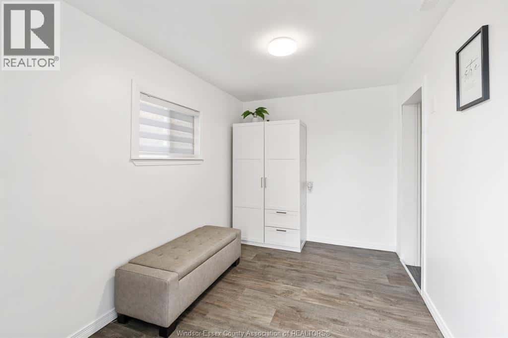 132 Little STREET South — Wheatley, Ontario - Photo 3 of 50