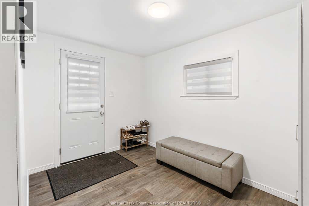 132 Little STREET South — Wheatley, Ontario - Photo 4 of 50