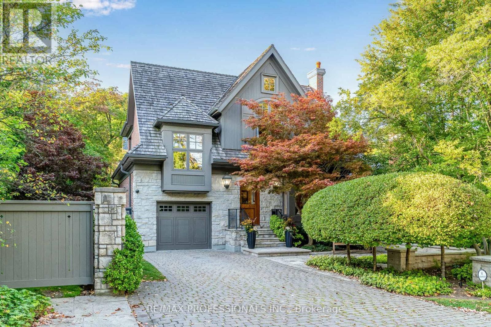 80 KINGSWAY CRESCENT — Toronto (Kingsway South), Ontario - Main photo