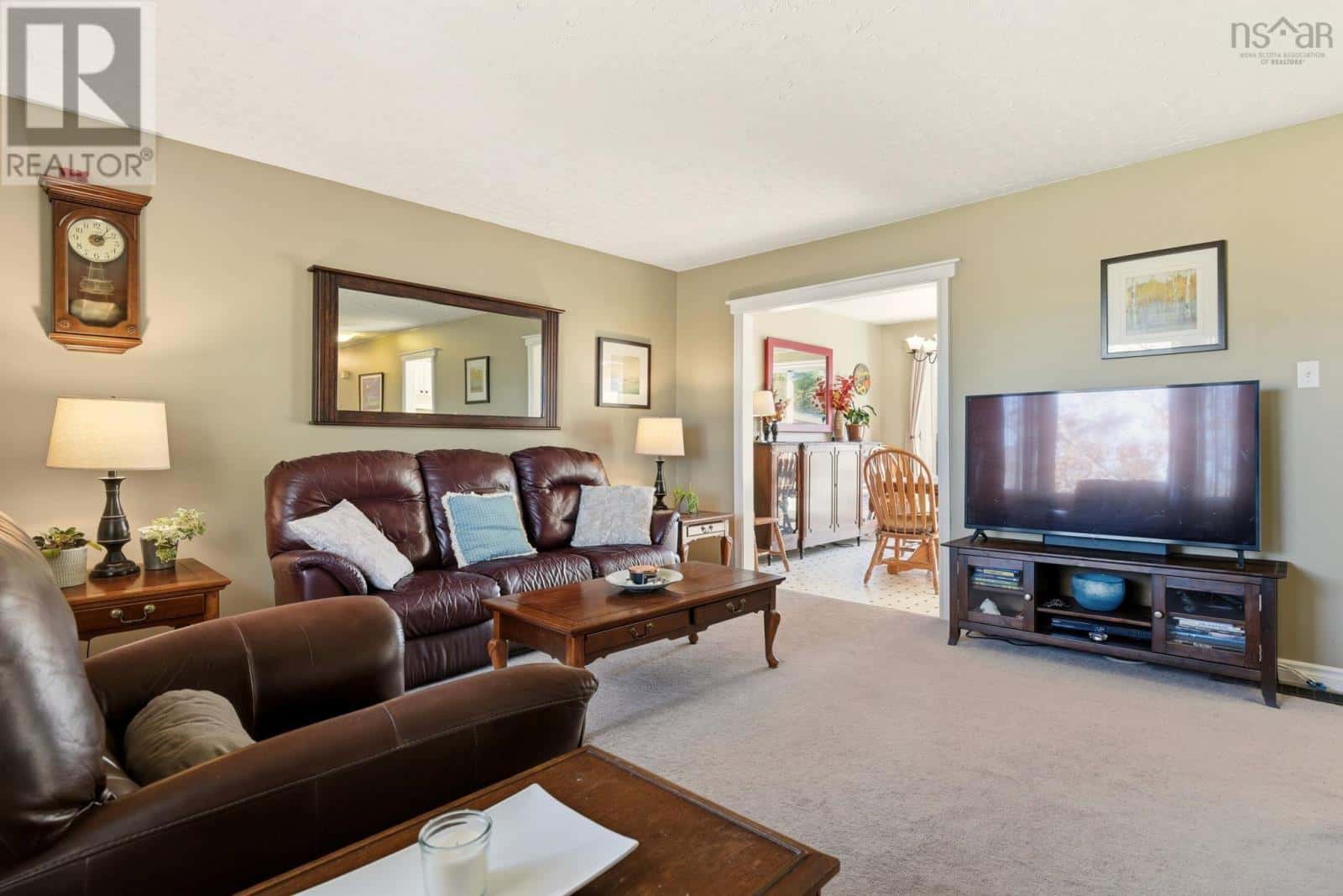 11 Addison Place — Cole Harbour, Nova Scotia - Photo 4 of 42