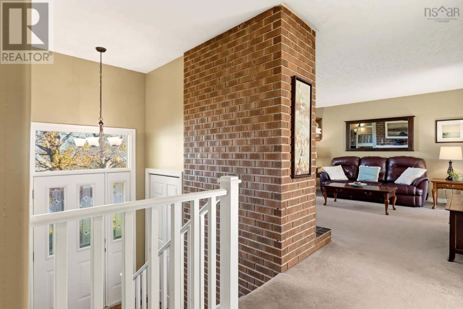 11 Addison Place — Cole Harbour, Nova Scotia - Photo 2 of 42