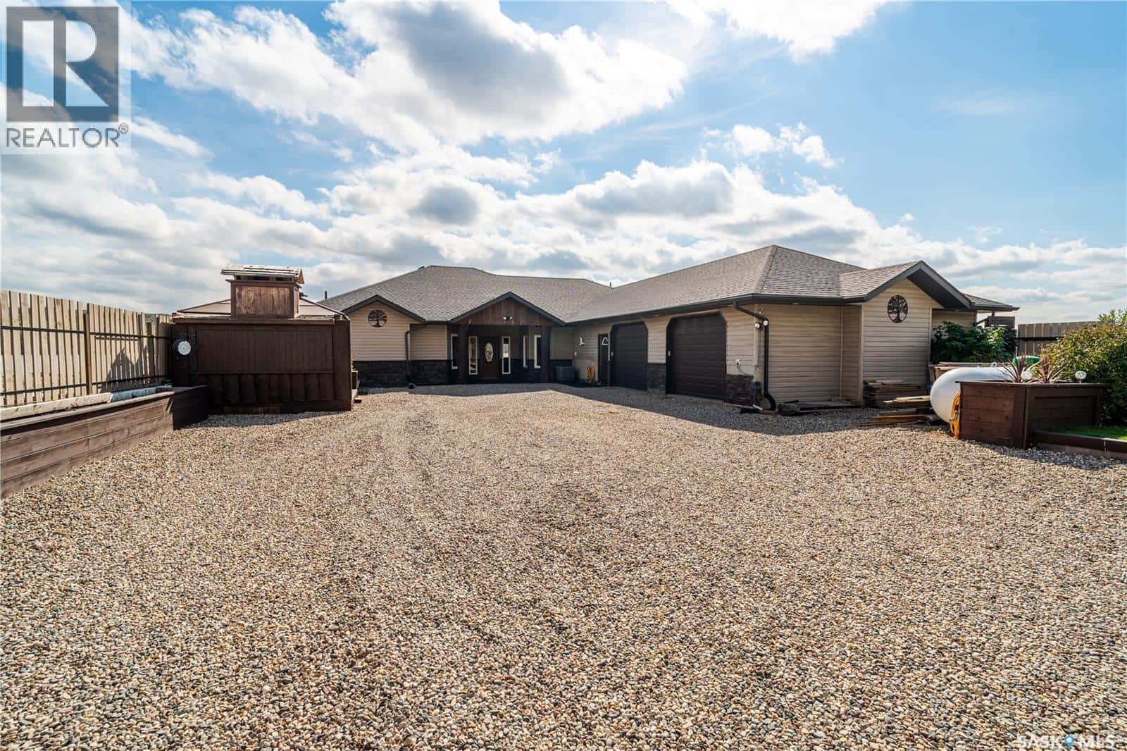 244 Moose ROAD — Crooked Lake, Saskatchewan - Photo 4 of 50