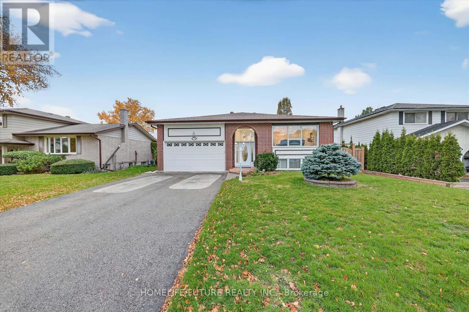 790 FERNDALE STREET — Oshawa (Northglen), Ontario - Photo 4 of 51