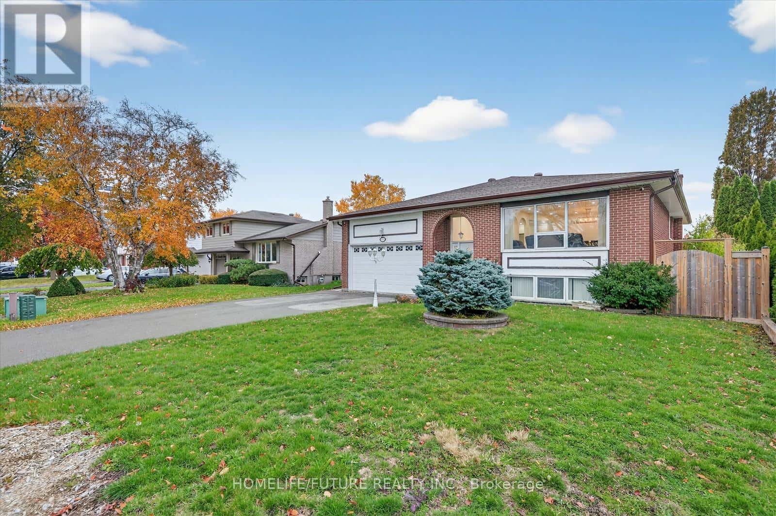 790 FERNDALE STREET — Oshawa (Northglen), Ontario - Photo 5 of 51