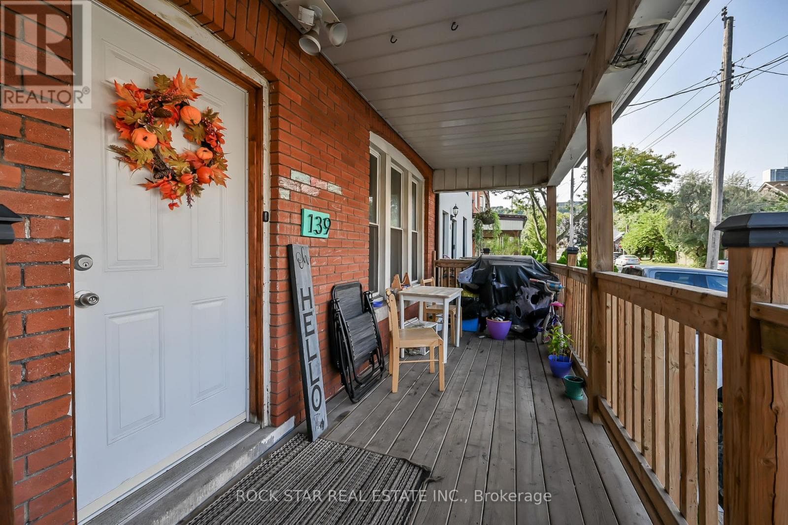 139 BALSAM AVENUE S — Hamilton (Blakeley), Ontario - Main photo