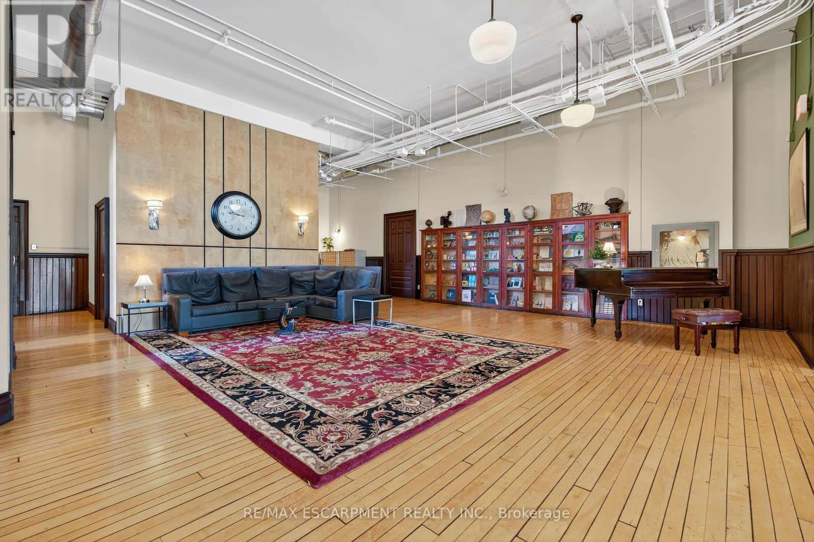 PH8 - 200 STINSON STREET — Hamilton (Stinson), Ontario - Photo 5 of 45