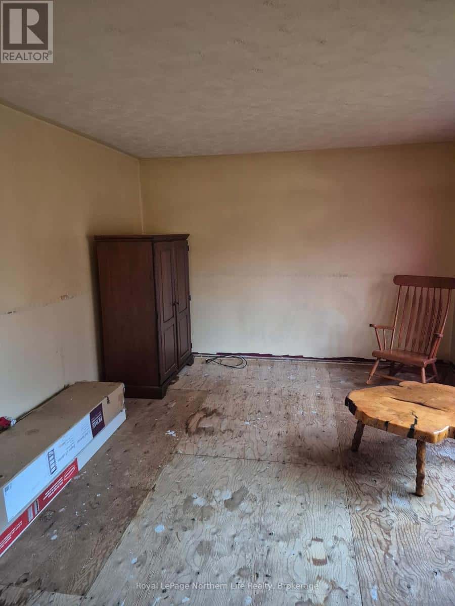 245 JODOUIN ROAD — Papineau-Cameron (Papineau Cameron), Ontario - Photo 4 of 4