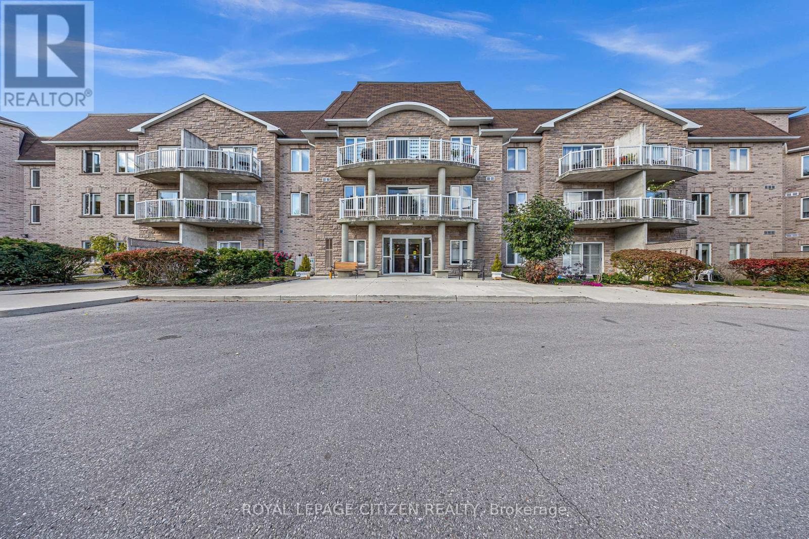 307 - 32 CHURCH STREET — King (Schomberg), Ontario - Main photo