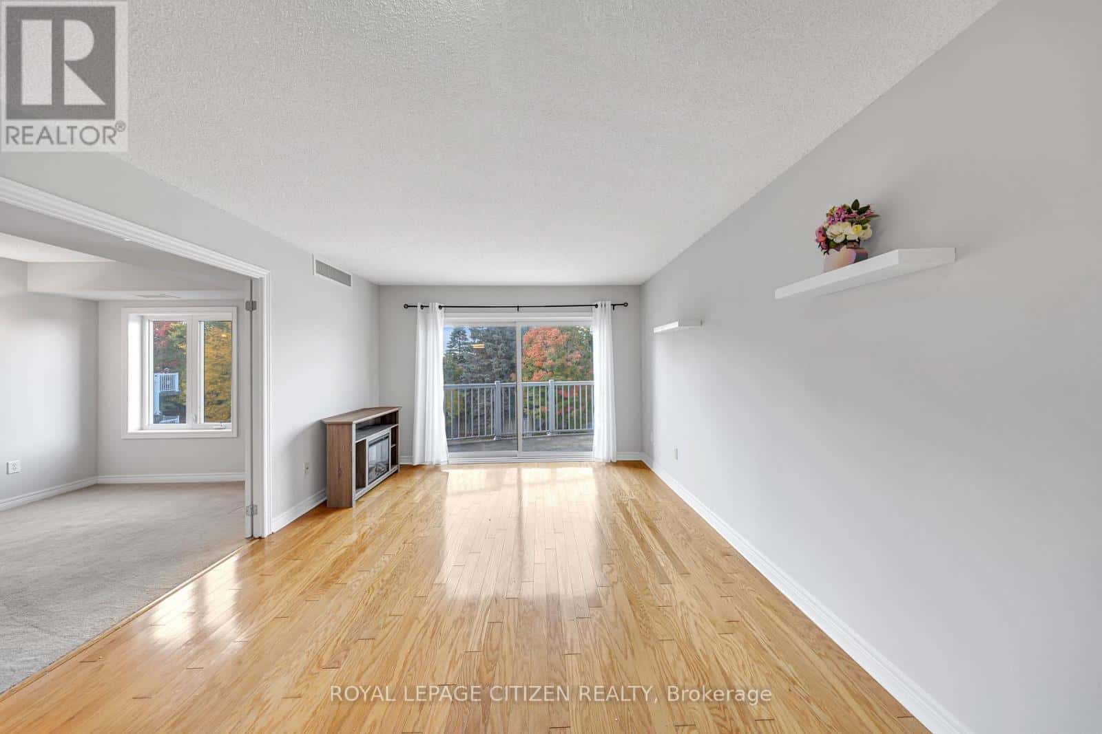 307 - 32 CHURCH STREET — King (Schomberg), Ontario - Photo 5 of 39