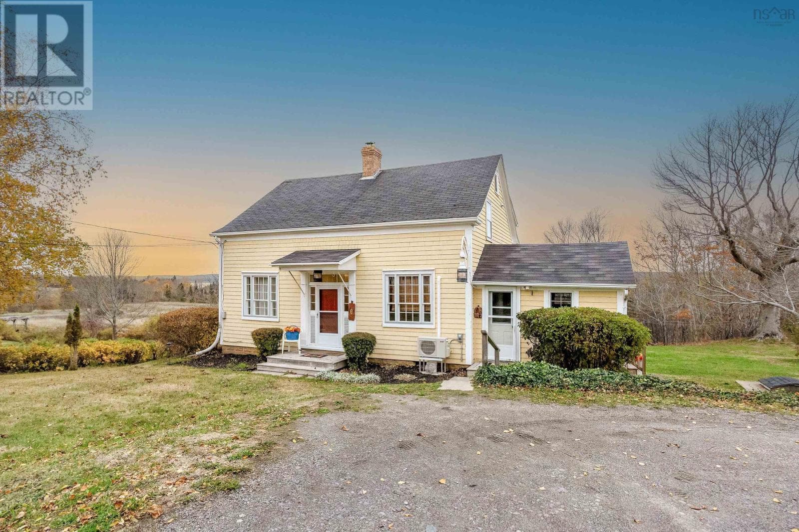 503 1 Highway — Deep Brook, Nova Scotia - Main photo