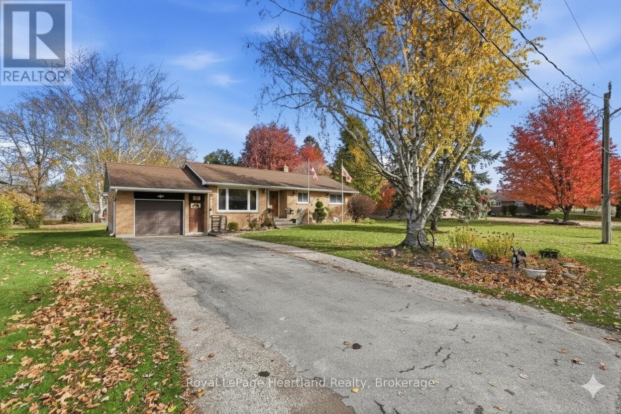 292 WELLINGTON STREET — North Huron (Blyth), Ontario - Main photo