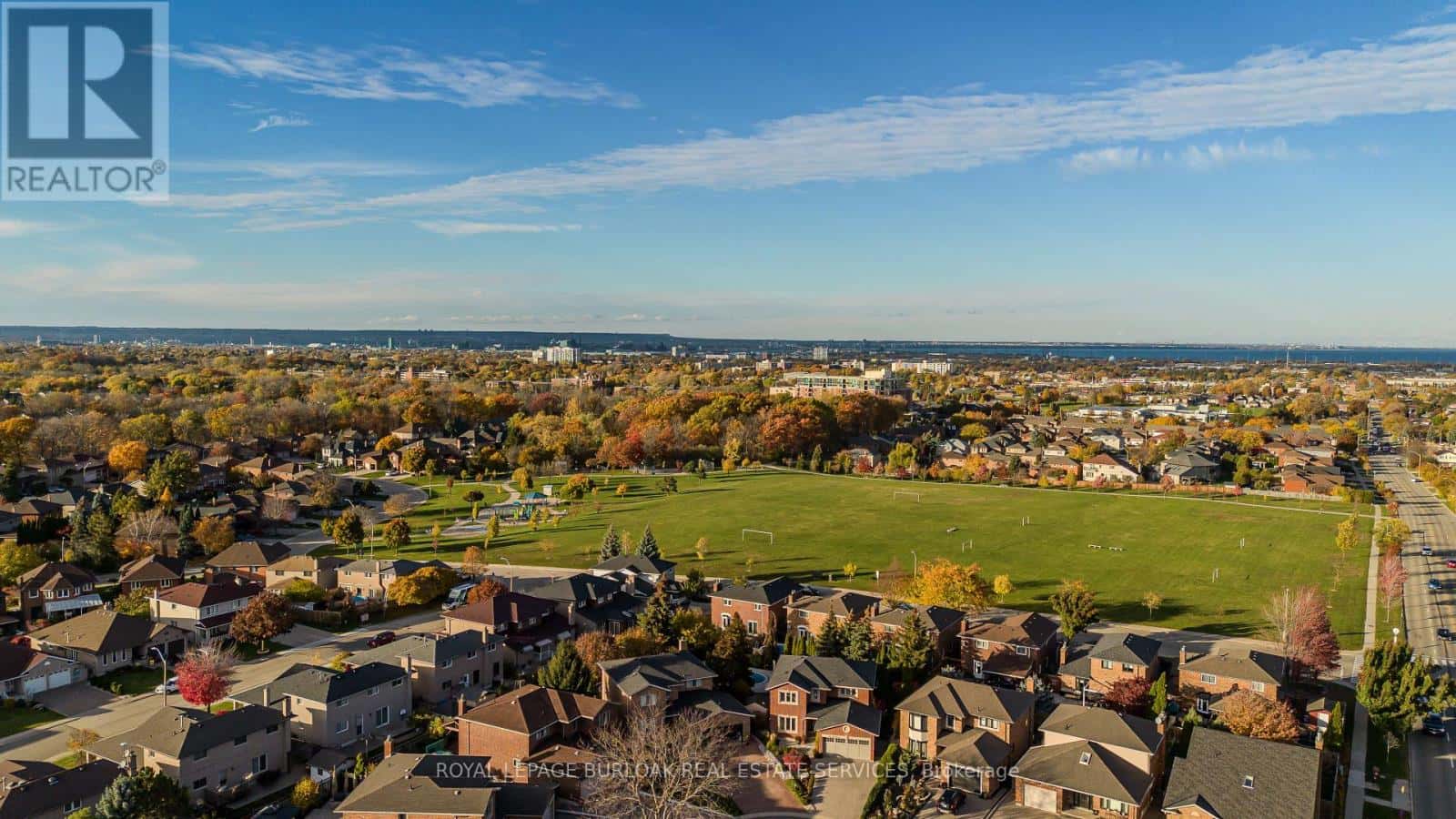 1012 GREENHILL AVENUE — Hamilton (Gershome), Ontario - Photo 3 of 39