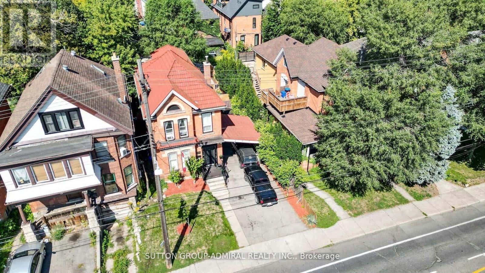 164 WENTWORTH STREET S — Hamilton (Stinson), Ontario - Photo 3 of 50