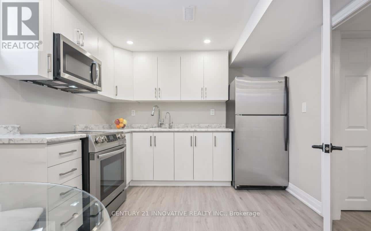 1151 LINDSAY DRIVE — Oakville (QE Queen Elizabeth), Ontario - Photo 4 of 12