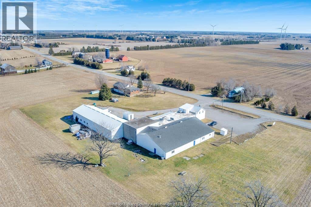 10417 FRONT LINE — Blenheim, Ontario - Photo 3 of 41