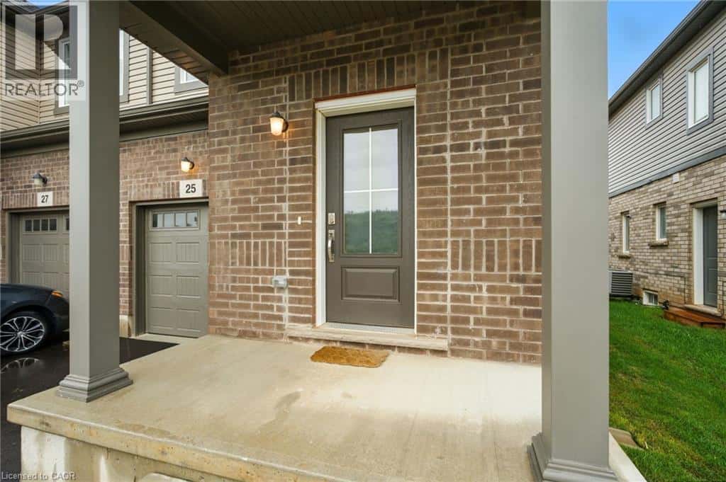 25 SAFFRON WAY Way — Fonthill, Ontario - Photo 4 of 34