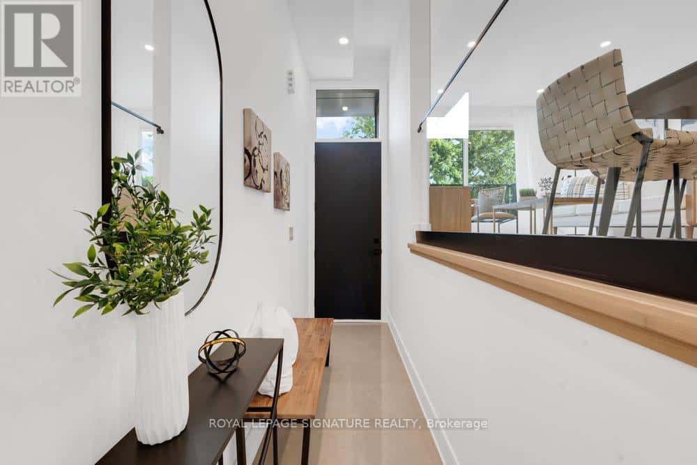 74B FLOYD AVENUE — Toronto (Broadview North), Ontario - Photo 4 of 48