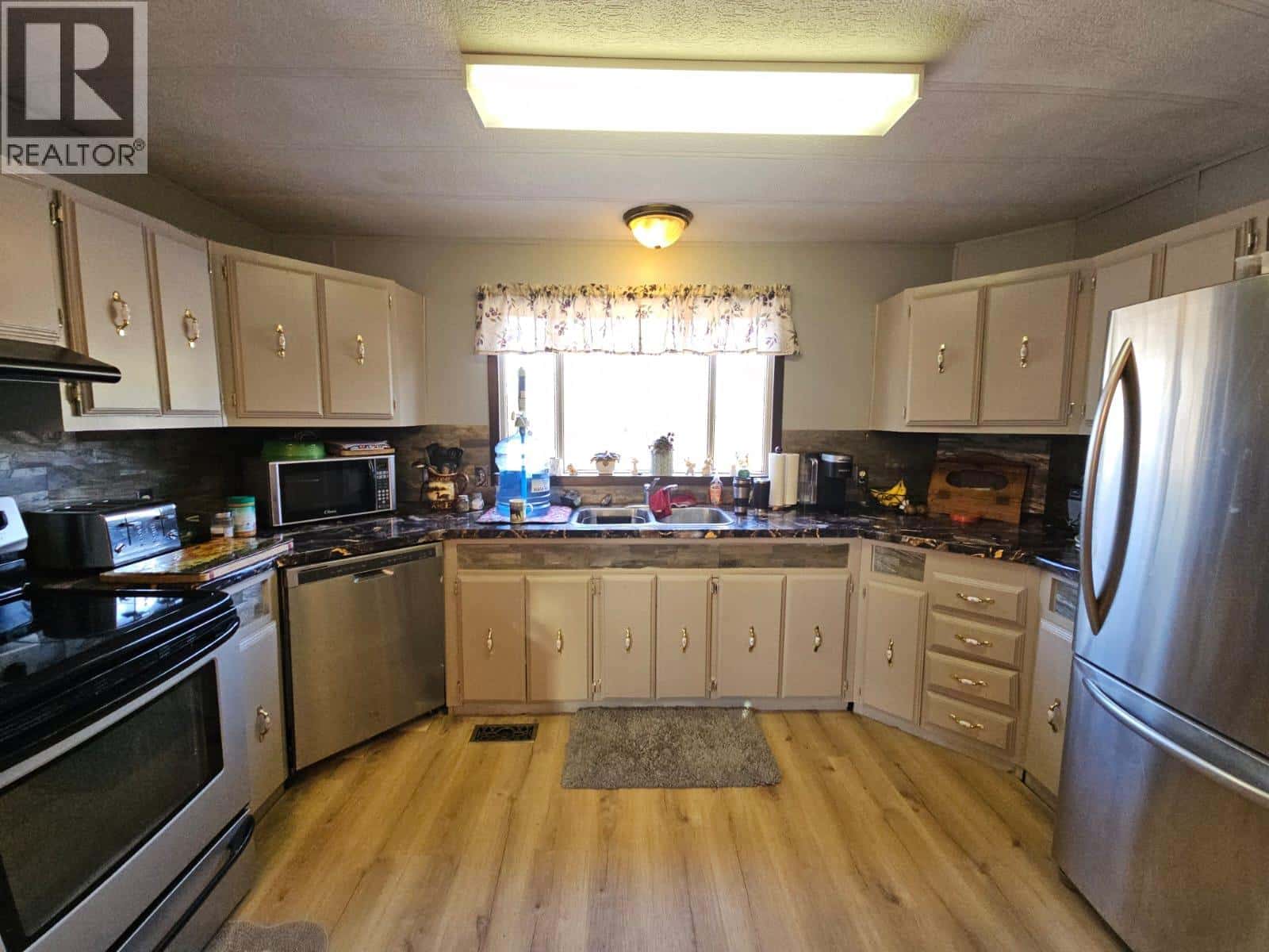 Clark Drive Unit# 2658 — Chetwynd, British Columbia - Photo 4 of 45