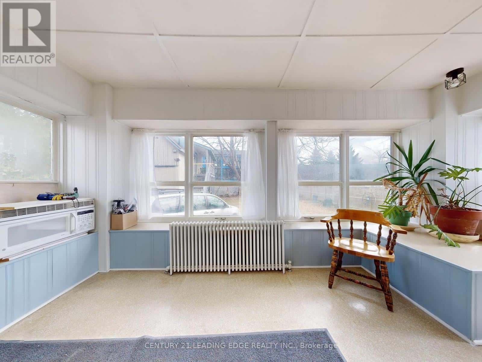 261 MAIN STREET N — Markham (Old Markham Village), Ontario - Photo 4 of 28