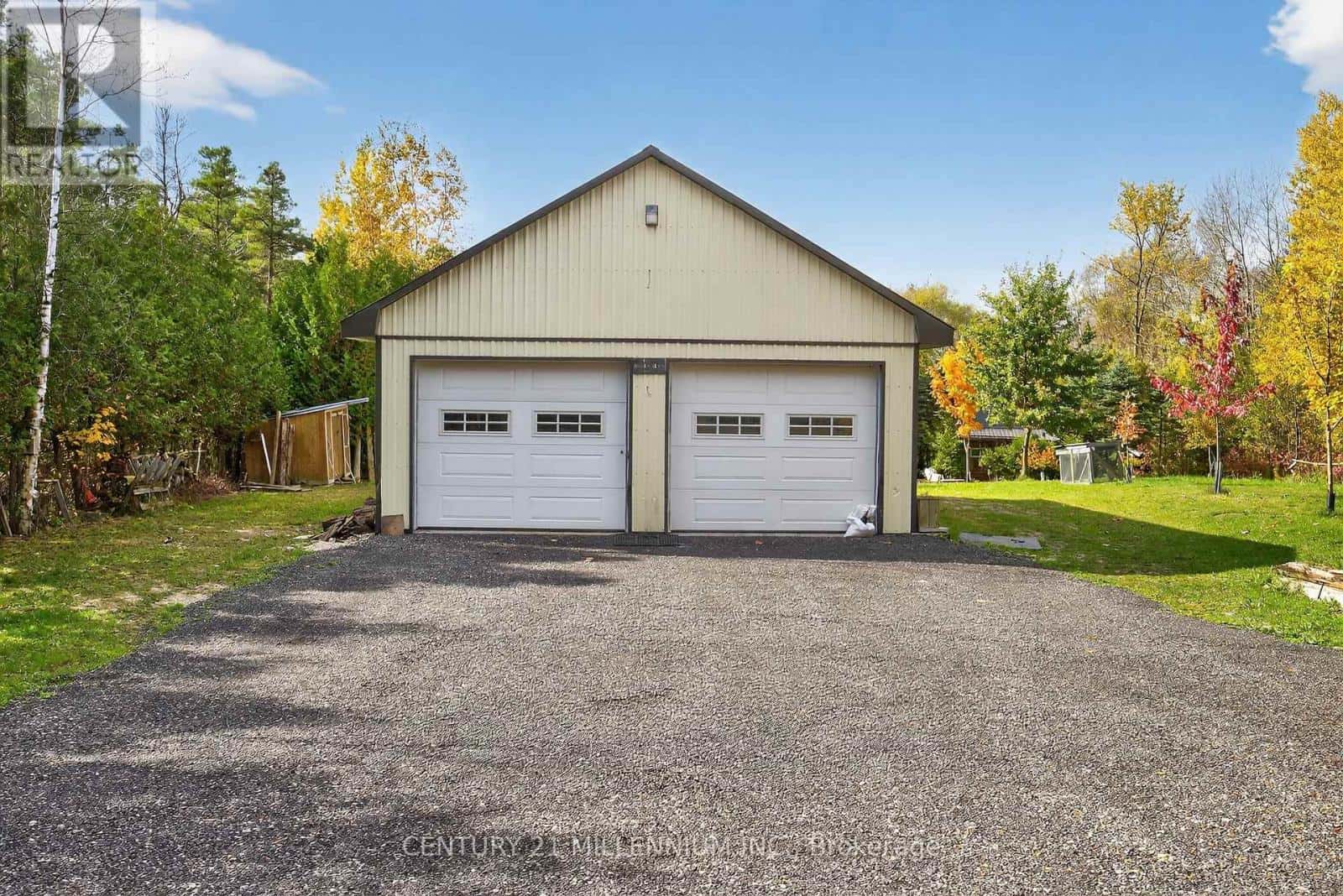 8976 WELLINGTON ROAD 16 — Wellington North, Ontario - Photo 4 of 38