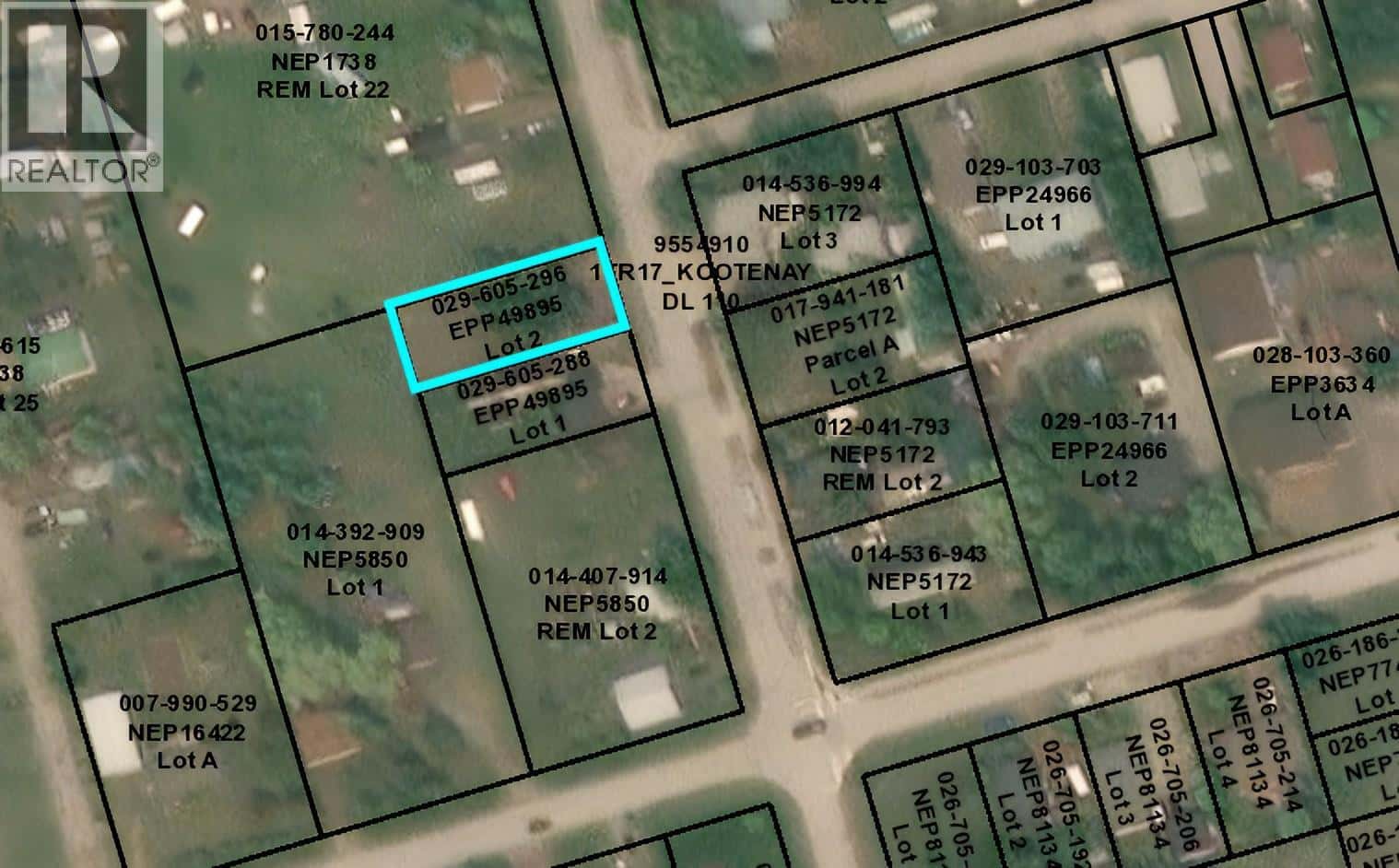 8913 SHAUGHNESSY Street — Canal Flats, British Columbia - Photo 4 of 12