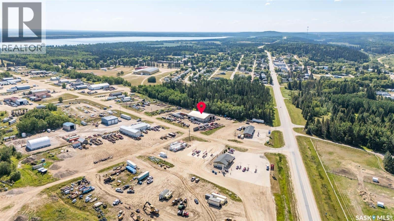 501 Hoehn ROAD — Big River, Saskatchewan - Photo 2 of 40